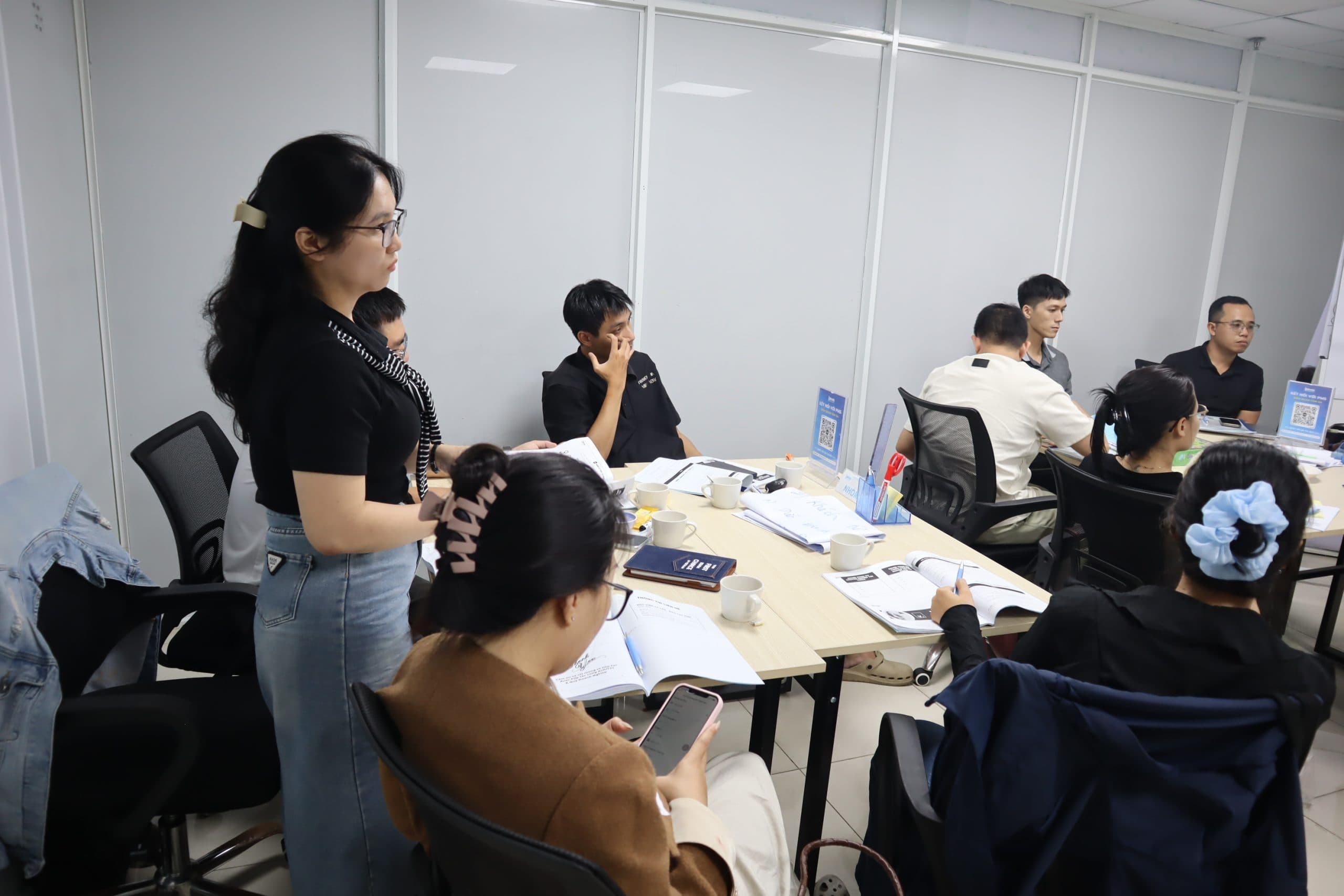 lớp học kỹ năng bán hàng chuyên nghiệp