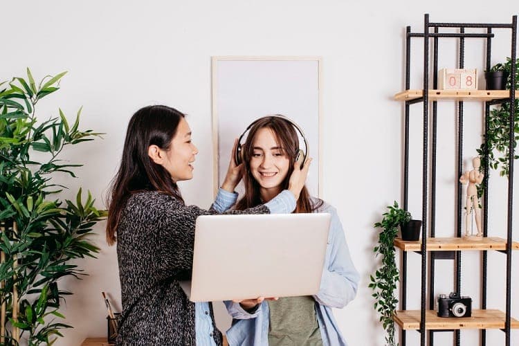 đặt mình vào vị trí của khách hàng