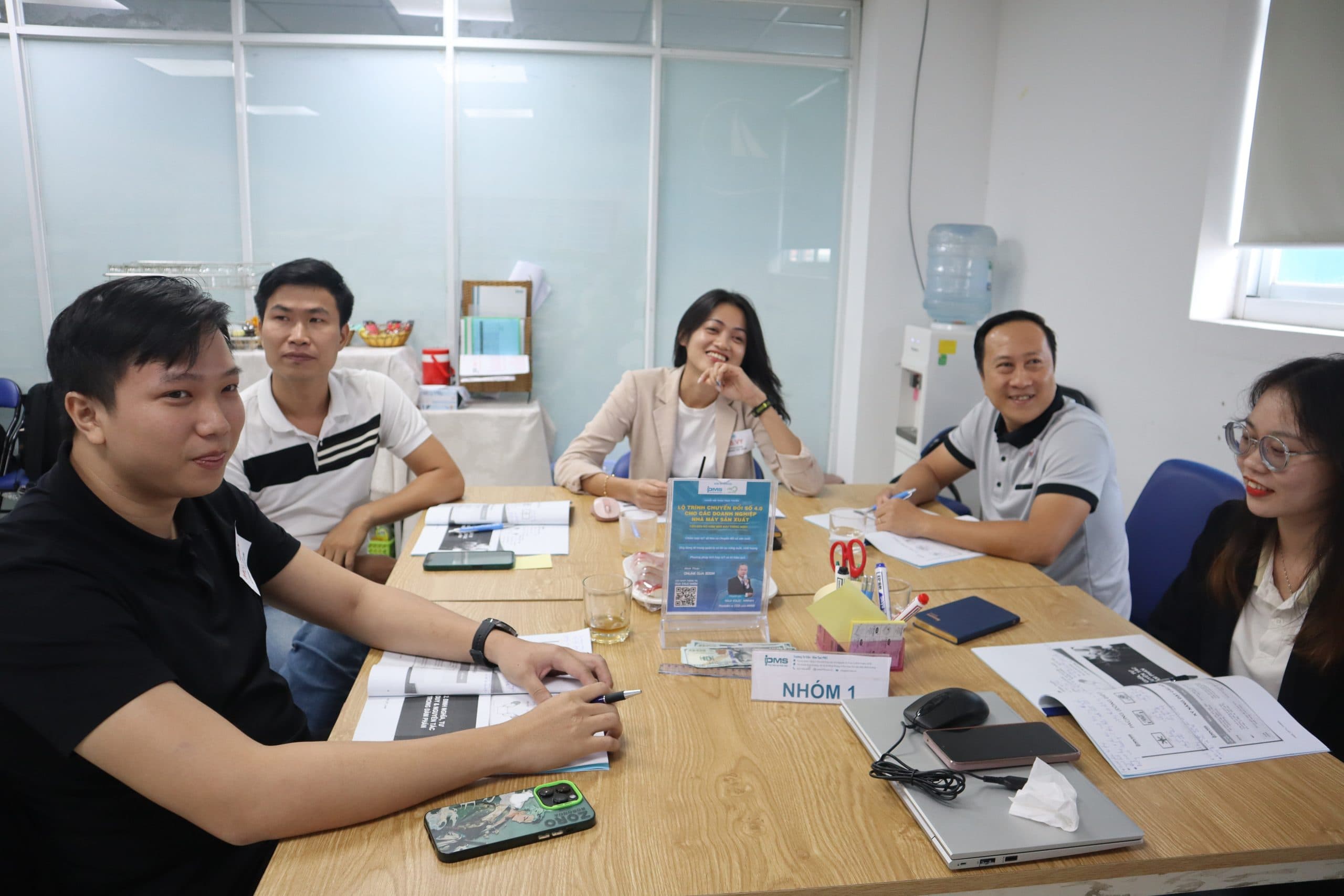 lớp học kỹ năng trình bày thuyết trình