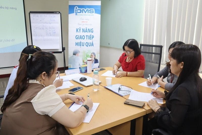 khóa học nghệ thuật giao tiếp