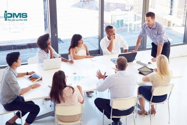 Luôn biết cách gầy dựng và duy trì mối quan hệ với khách hàng