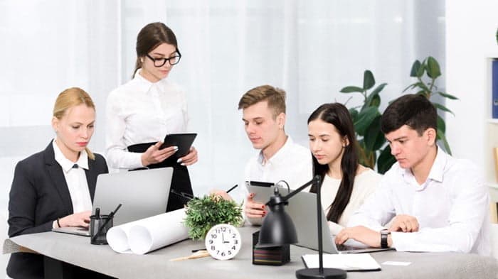 Nhà quản lý nhân sự cần phải tự tin khi đưa ra quyết định