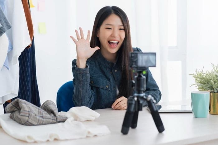 livestream bán hàng là xu hướng nổi bật