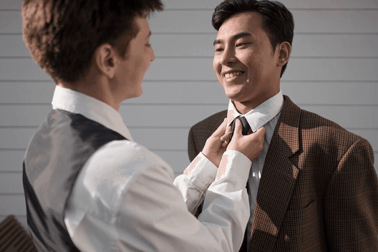 giao tiếp phi ngôn ngữ bằng ánh mắt
