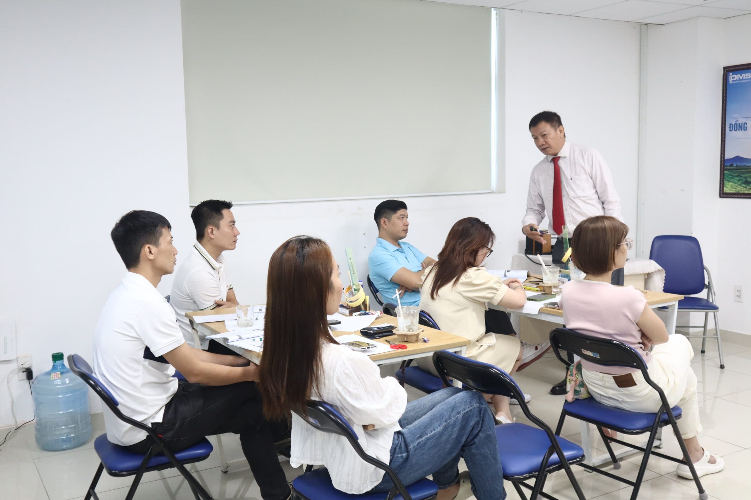 lớp học ứng dụng trí tuệ nhân tạo trong soạn thảo văn bản hành chính