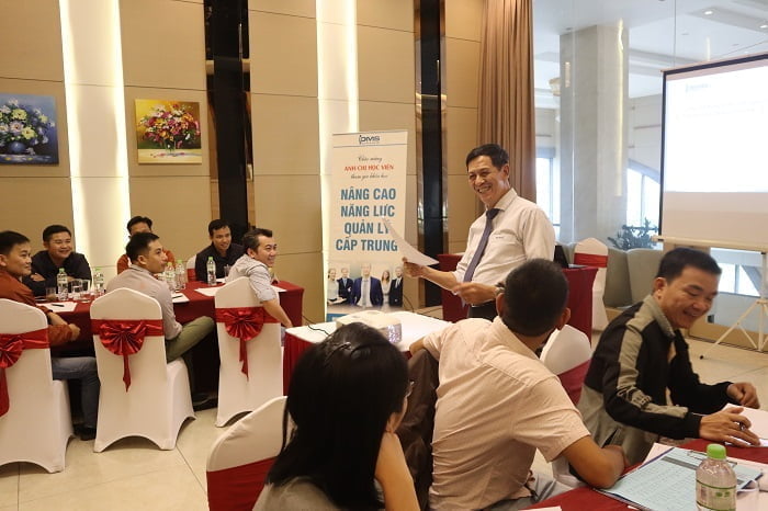 khóa học dành cho quản lý cấp trung