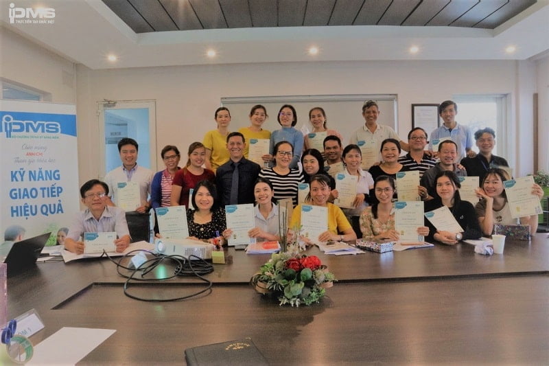 lớp học kỹ năng giao tiếp