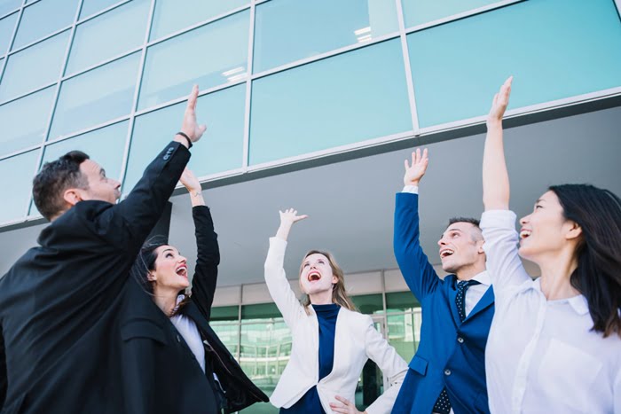 Phúc lợi là gì? Các phúc lợi cho nhân viên cần biết khi đi làm 7 Phúc lợi là những lợi ích về vật chất, tinh thần cho nhân viên