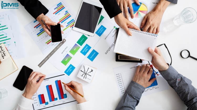 Quản trị chiến lược là gì? Khái niệm, vai trò và các cấp độ 12 khái niệm Quản trị chiến lược là gì?