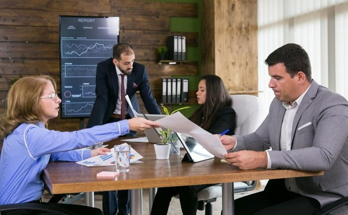 Quản trị doanh nghiệp là gì? Vai trò và chức năng quản trị 8 quản trị doanh nghiệp ra làm gì