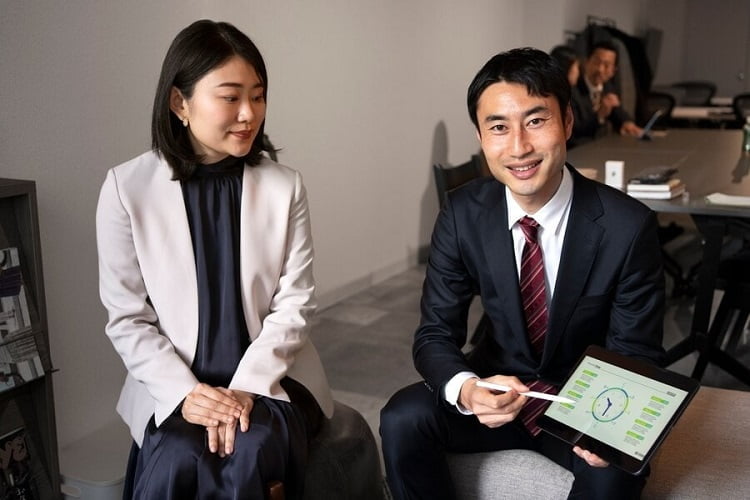 Headhunter là nghề gì? Liệu công việc "săn đầu người" có khó khăn? 8 công việc của headhunter