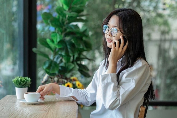 Phỏng vấn qua điện thoại cần chuẩn bị gì? 10 câu hỏi phổ biến của HR 12 kỹ năng phỏng vấn qua điện thoại