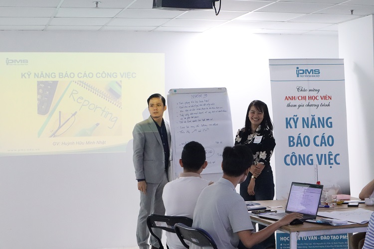 Khóa học kỹ năng báo cáo công việc